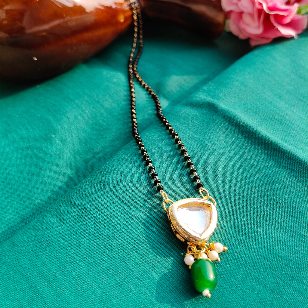 Trengle Kundan Mangalsutra