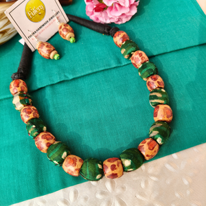 Dark Green Beads Necklace
