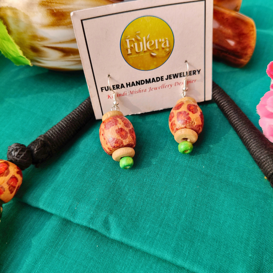 Dark Green Beads Necklace