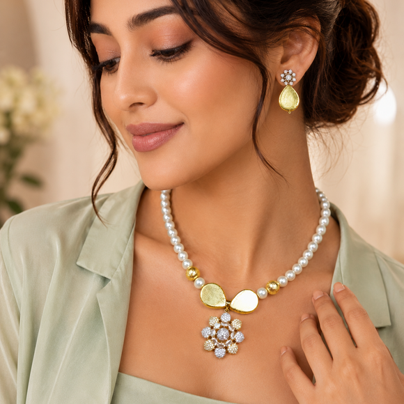 Royal Pearl Necklace