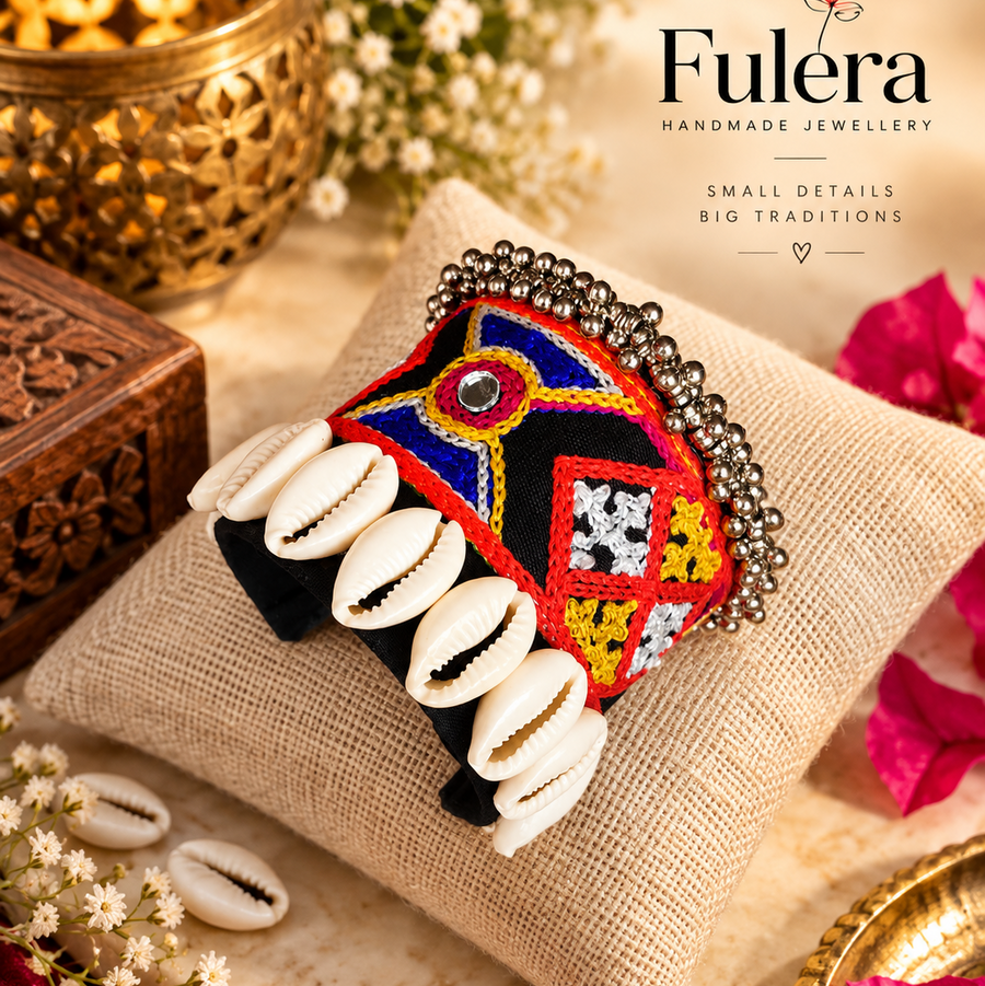 Rangrash Garba Handcuff