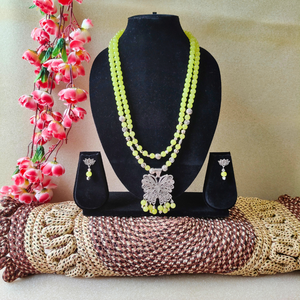 Mint green beads necklace