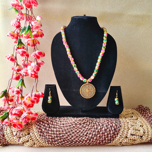 Pink green beads necklace