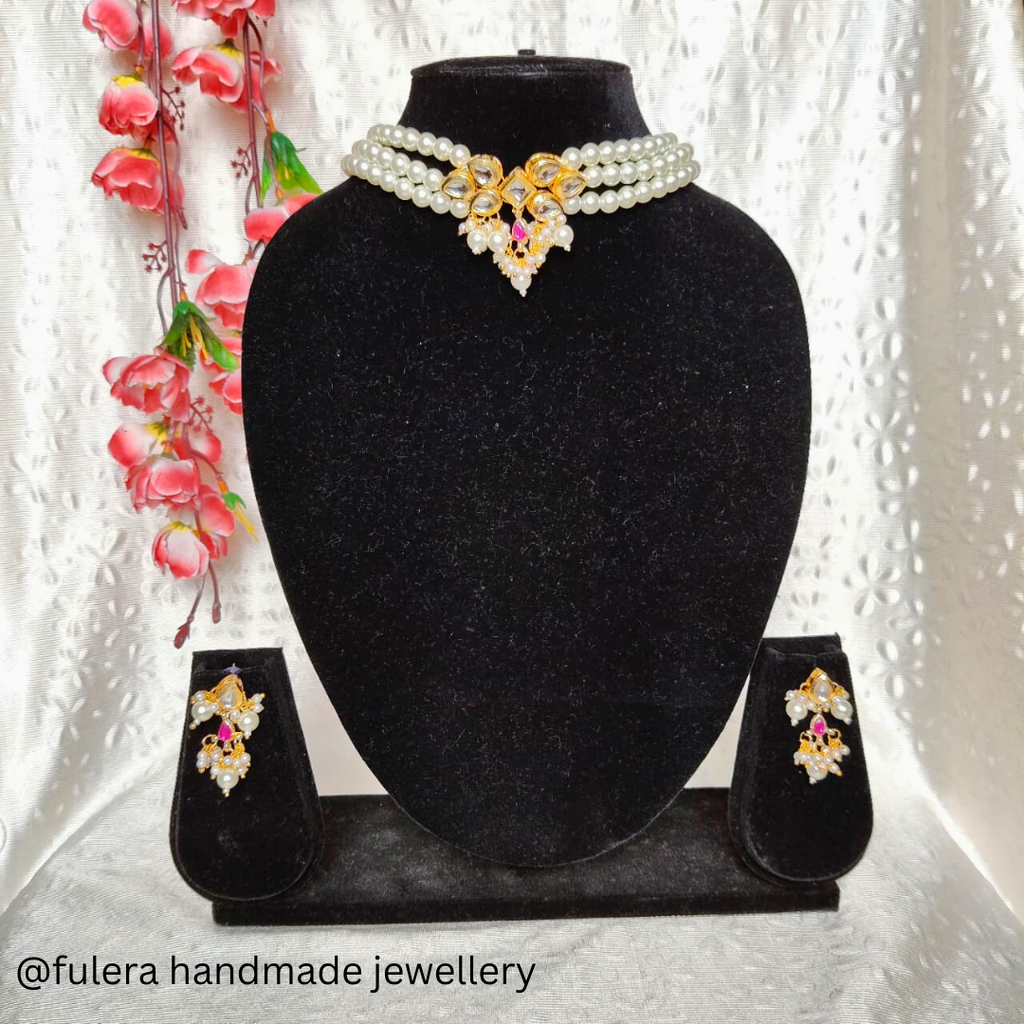 Pearl Rajnigandha Choker Set